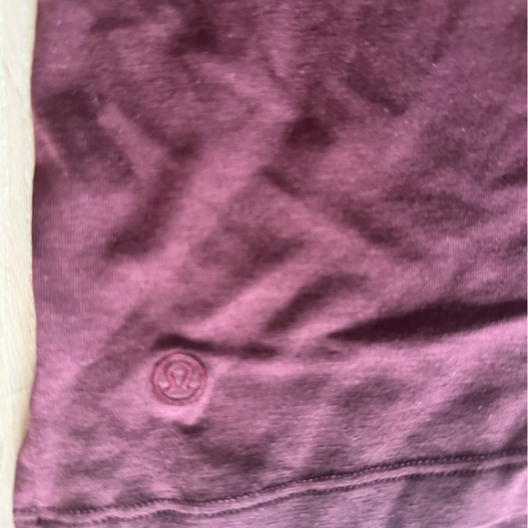 🍋lululemon muscle tank - Picture 4 of 4